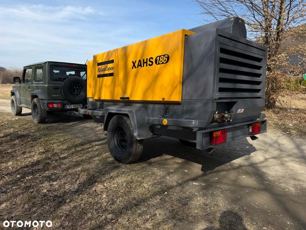 Atlas Copco XAHS 186 Kompresor Śrubowy Sprężarka potężna mocna 11m3. 12 bar regulowanych. Bogata wersja z chłodnicą cyklonową! z Norweskiej Upadłości! Niski Przebieg 1900mtg. 2014rok silnik DEUTZ.150 KM. serwisowany w DEKRA. OKAZJA - 4