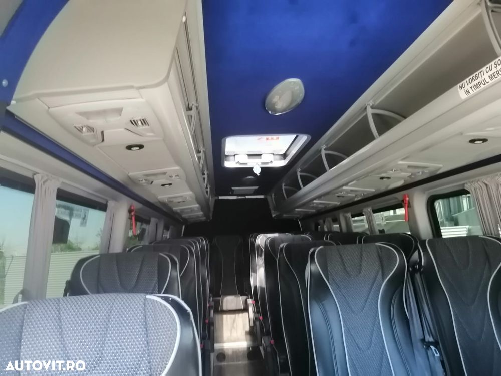 Mercedes-Benz Aveuro Sprinter - 17