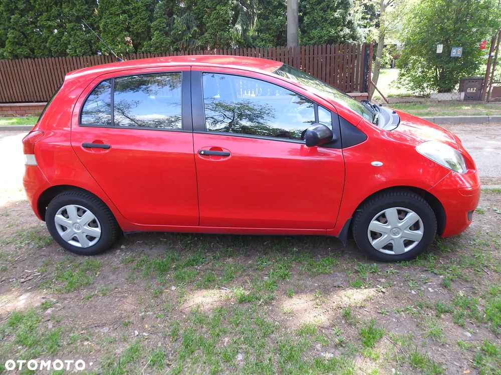 Toyota Yaris 1.0 Entry - 3