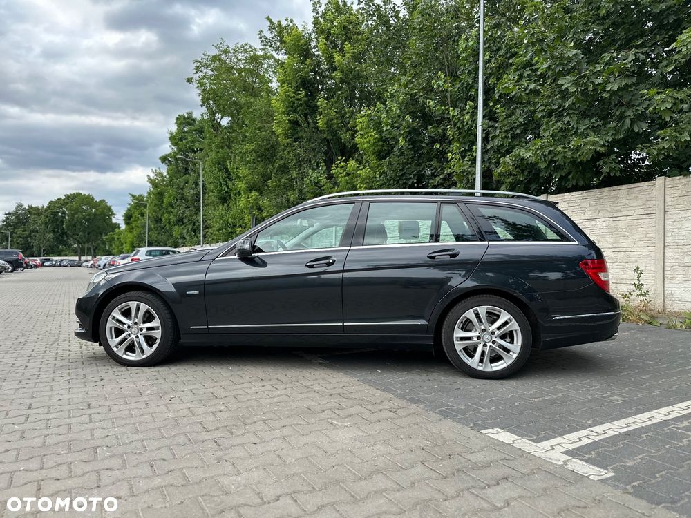 Mercedes-Benz Klasa C 220 CDI BlueEff Avantgarde - 2