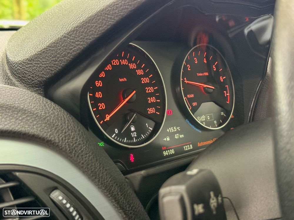BMW 116 i Line Sport - 12