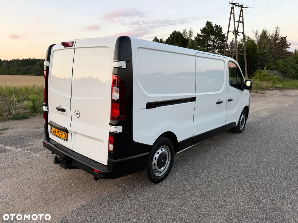 Opel VIVARO*LED*klima*drzwi 270" tylnie*Car Play*dobre auto! - 17