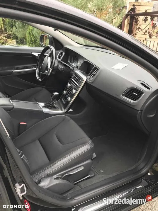 Volvo V60 D4 - 5
