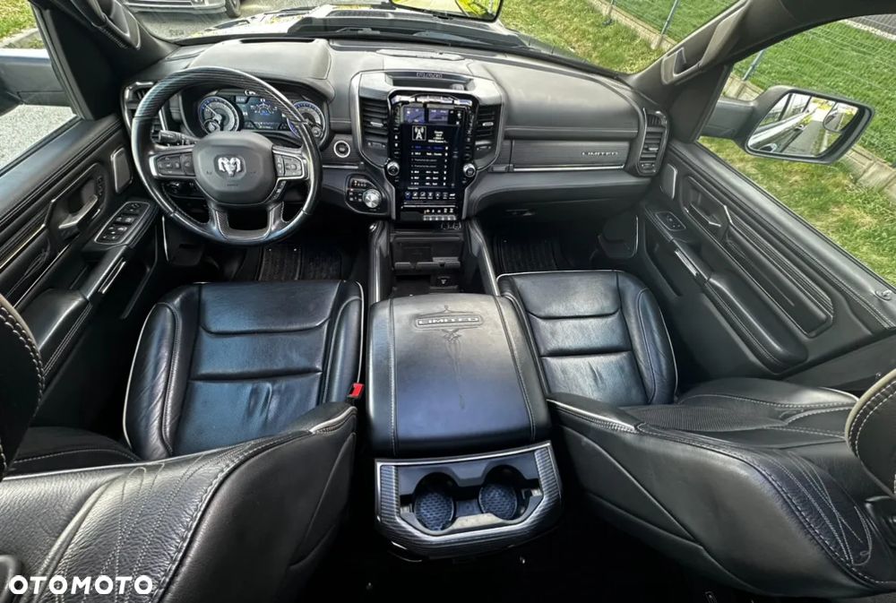 RAM 1500 5.7 Crew Cab Limited - 10