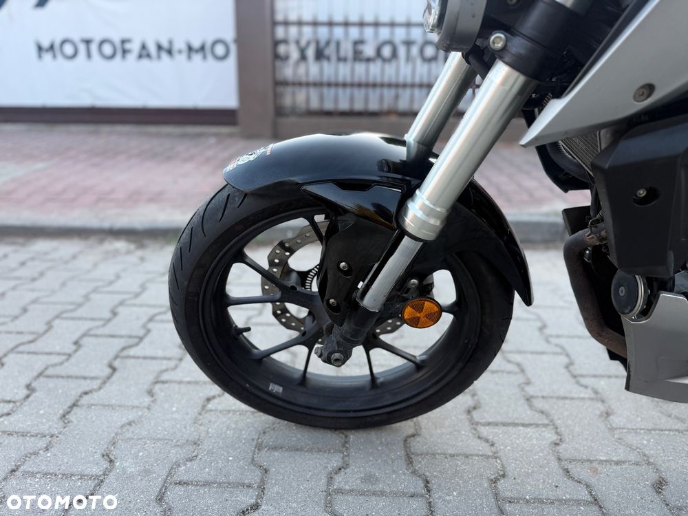 Honda CB - 23