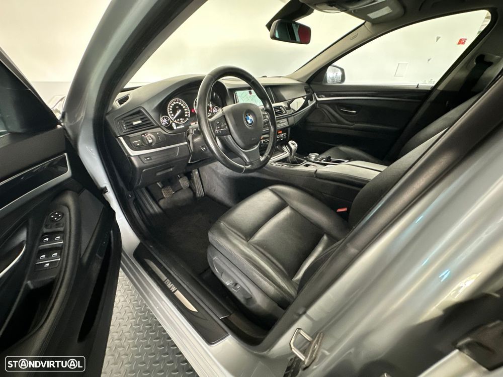 BMW 520 d Line Luxury - 14