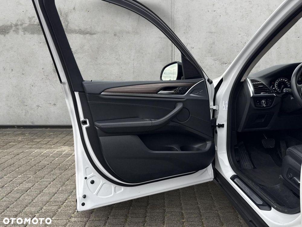 BMW X3 - 11