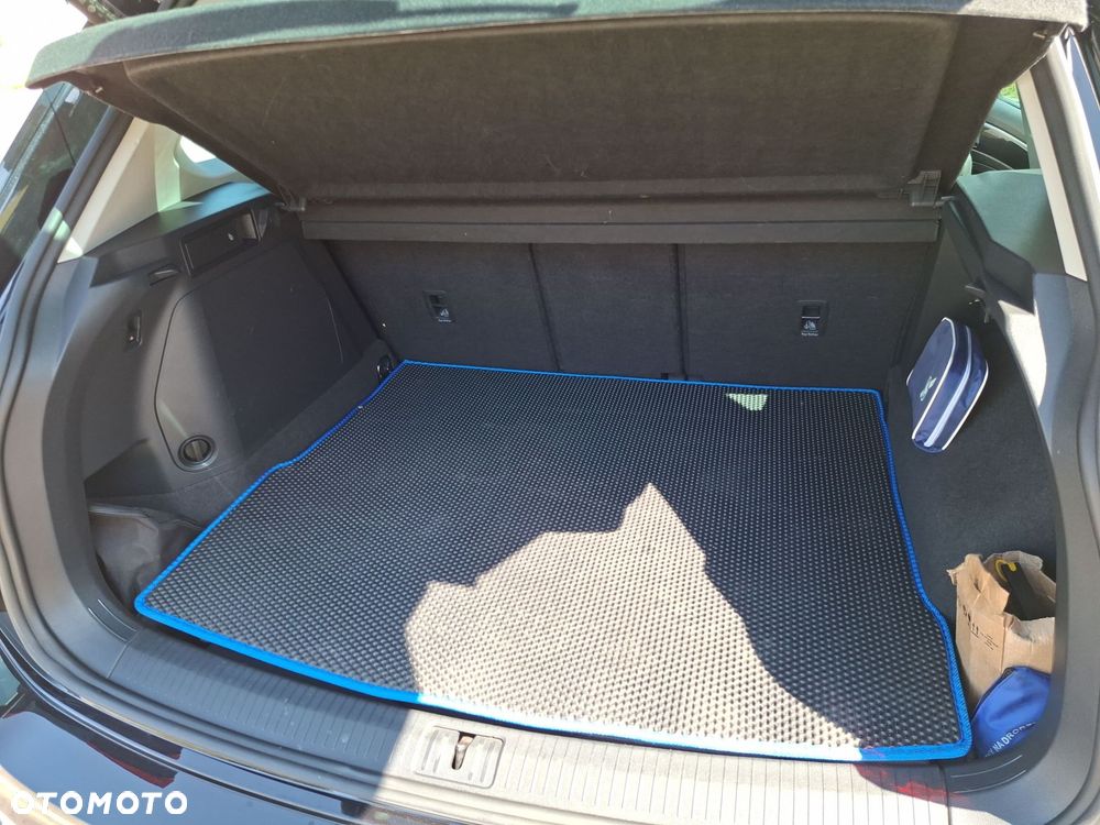 Volkswagen Tiguan - 26