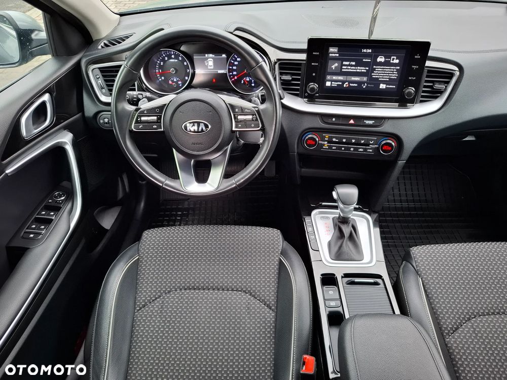 Kia XCeed 1.5 T-GDI M DCT - 16