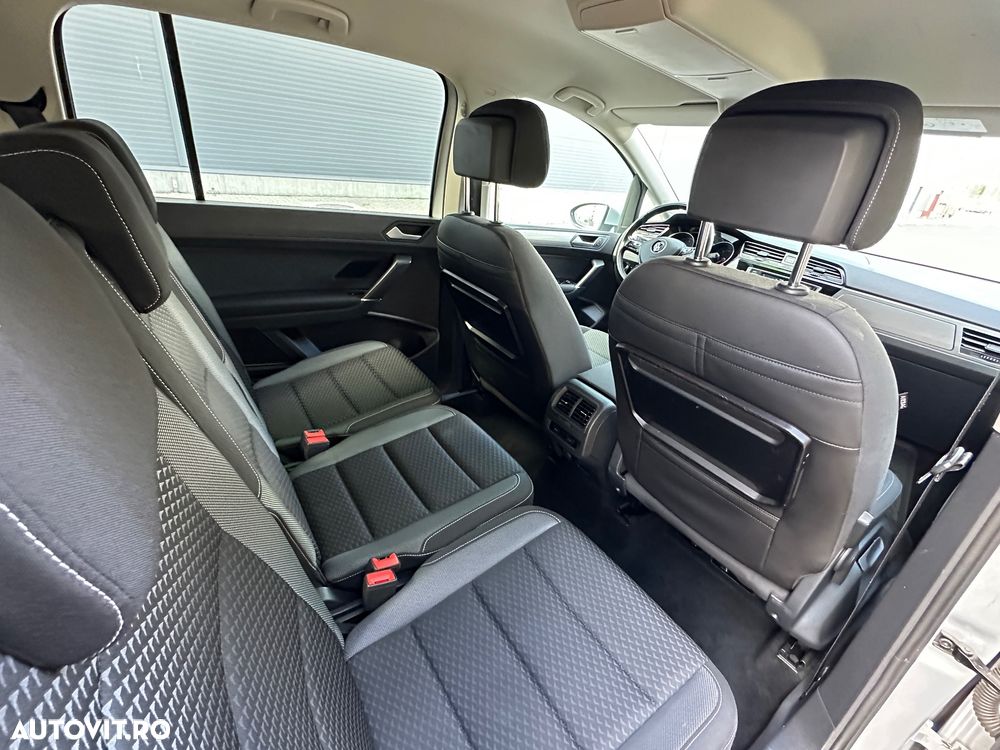 Volkswagen Touran 2.0 TDI SCR DSG Comfortline - 8