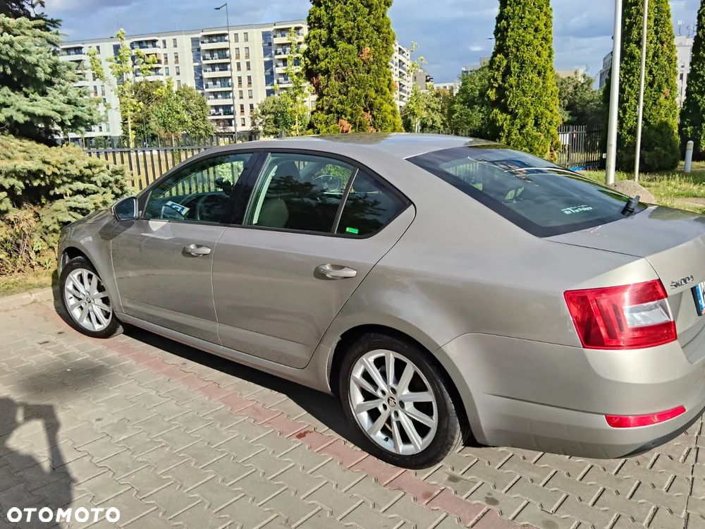Skoda Octavia 1.4 TSI Ambition - 4