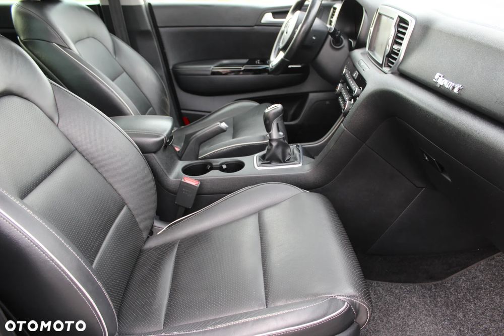 Kia Sportage 1.7 CRDI XL 2WD - 8