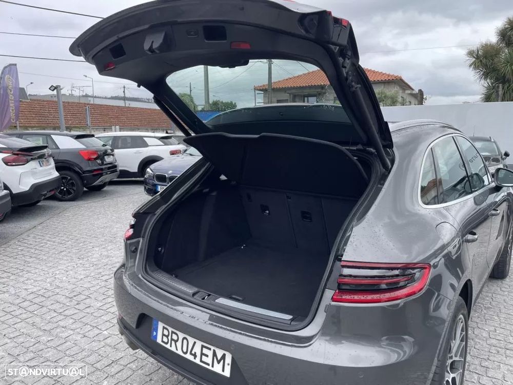 Porsche Macan S - 22