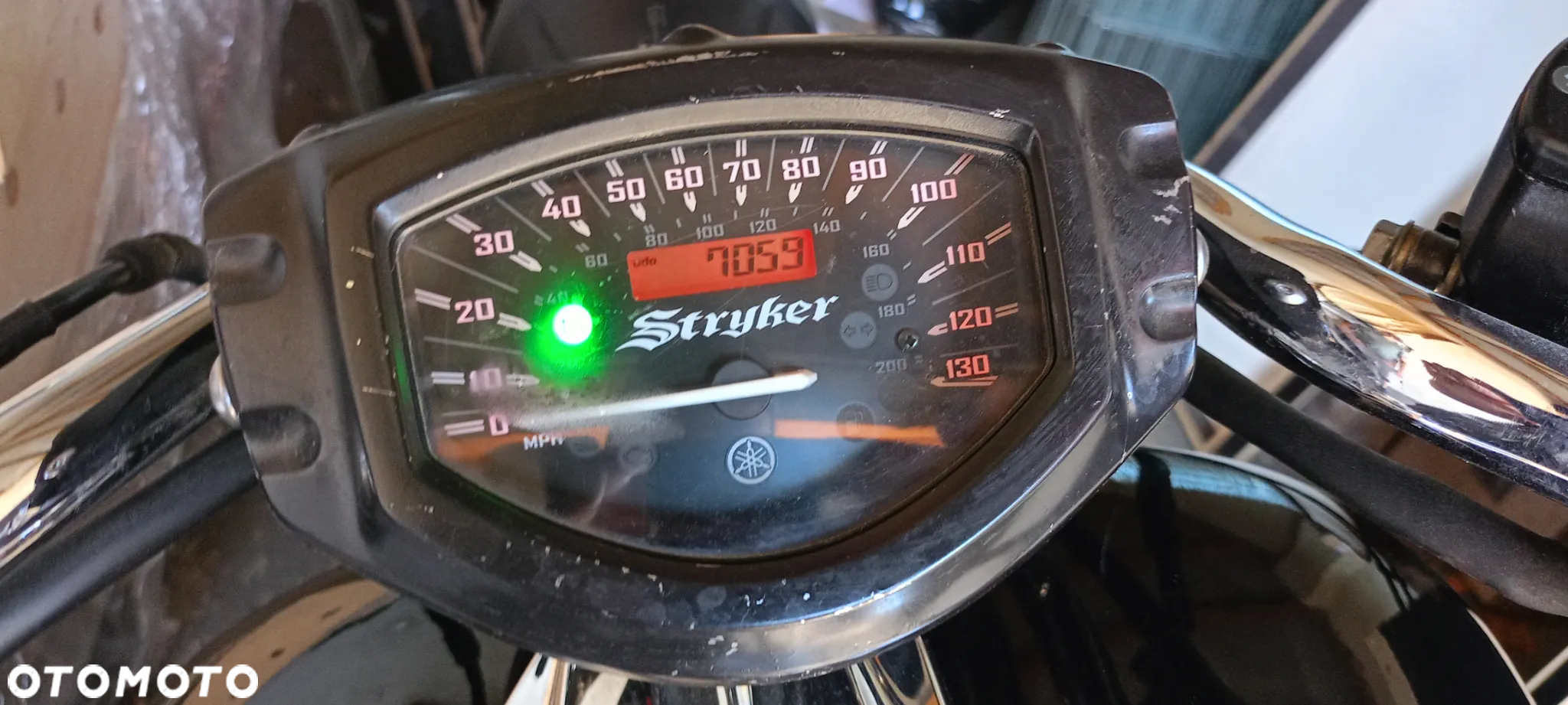 Yamaha XVS - 9