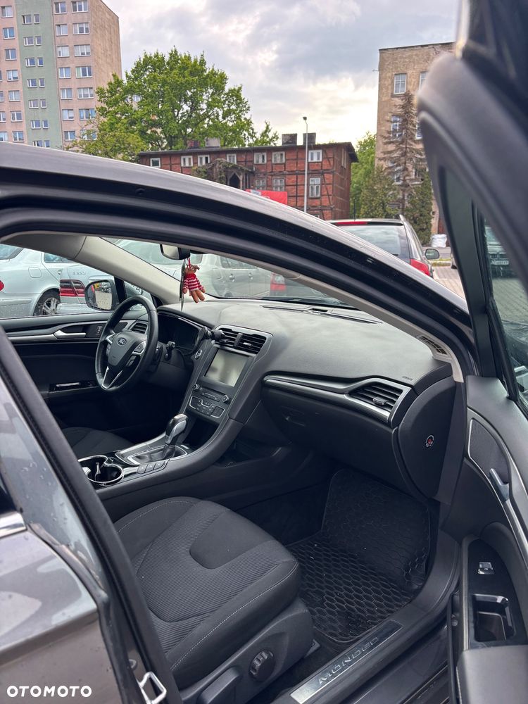 Ford Mondeo 2.0 EcoBoost Titanium - 7