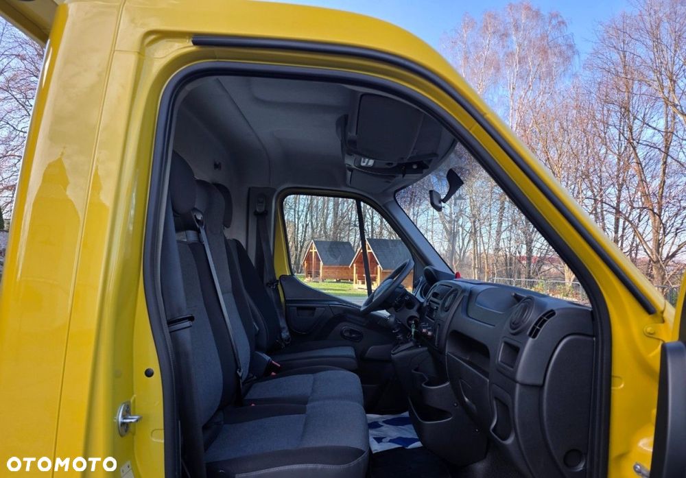 Renault Master - 24