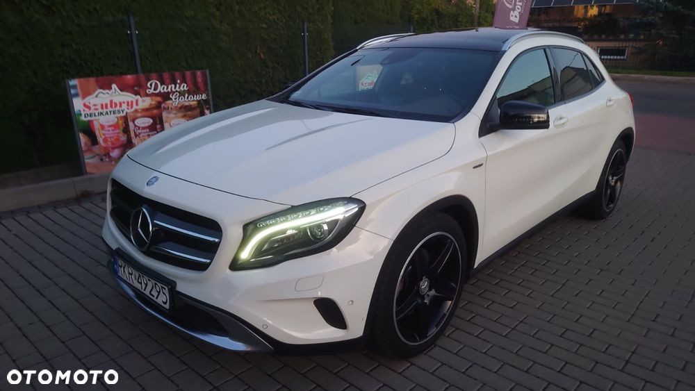 Mercedes-Benz Gla 2015 photo 2