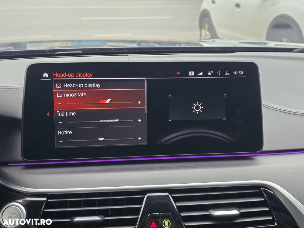 BMW Seria 5 530e xDrive AT PHEV - 35