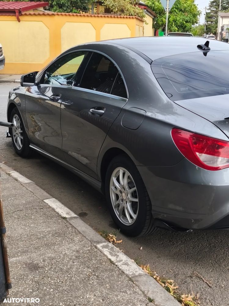 Mercedes-Benz CLA 200 CDI - 12