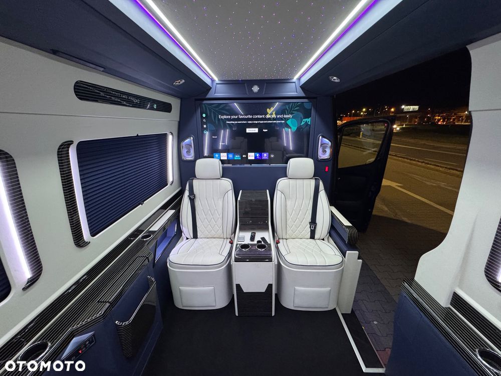 Mercedes-Benz Sprinter - 2