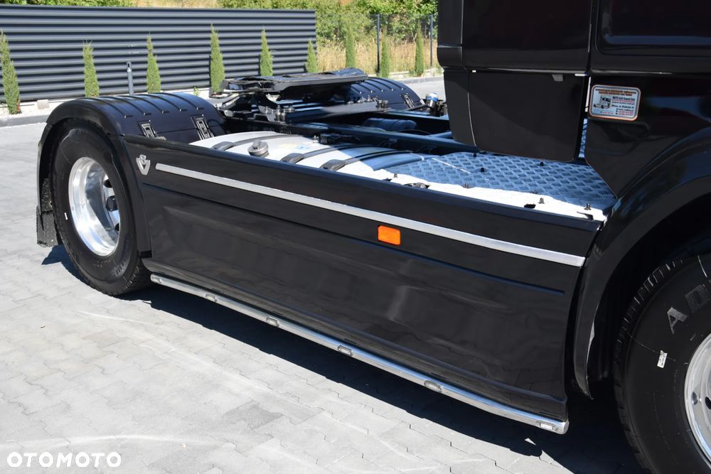 Scania R520 V8 / EURO 6 / FULL AIRMATIC / RETARDER / KLIMATYZACJA / ACC / 2 ZBIORNIKI PALIWA / ALUFELGI / LEDY / FULL SPOILERY / WERSJA PREMIUM / SPROWADZONA - 14