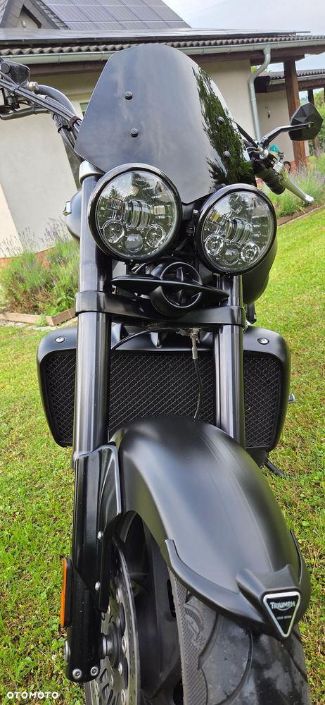 Triumph Rocket - 4