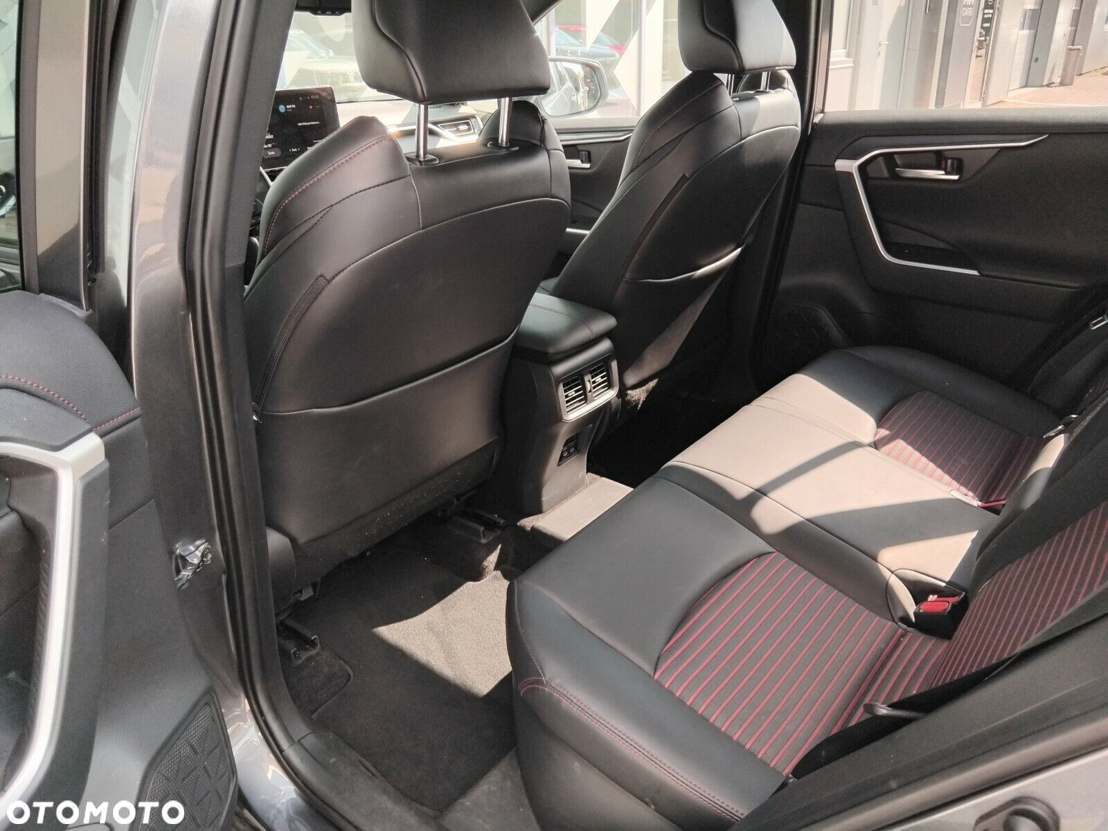 Suzuki Across - 11