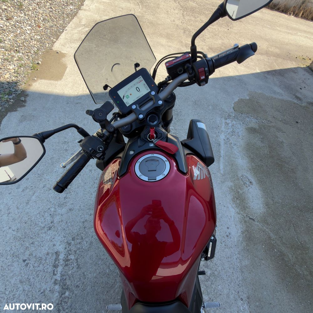 Honda CB 650R - 19