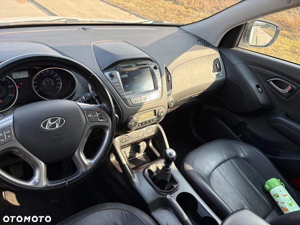 Hyundai ix35 1.7 CRDi 2WD Fifa World Cup Edition - 12