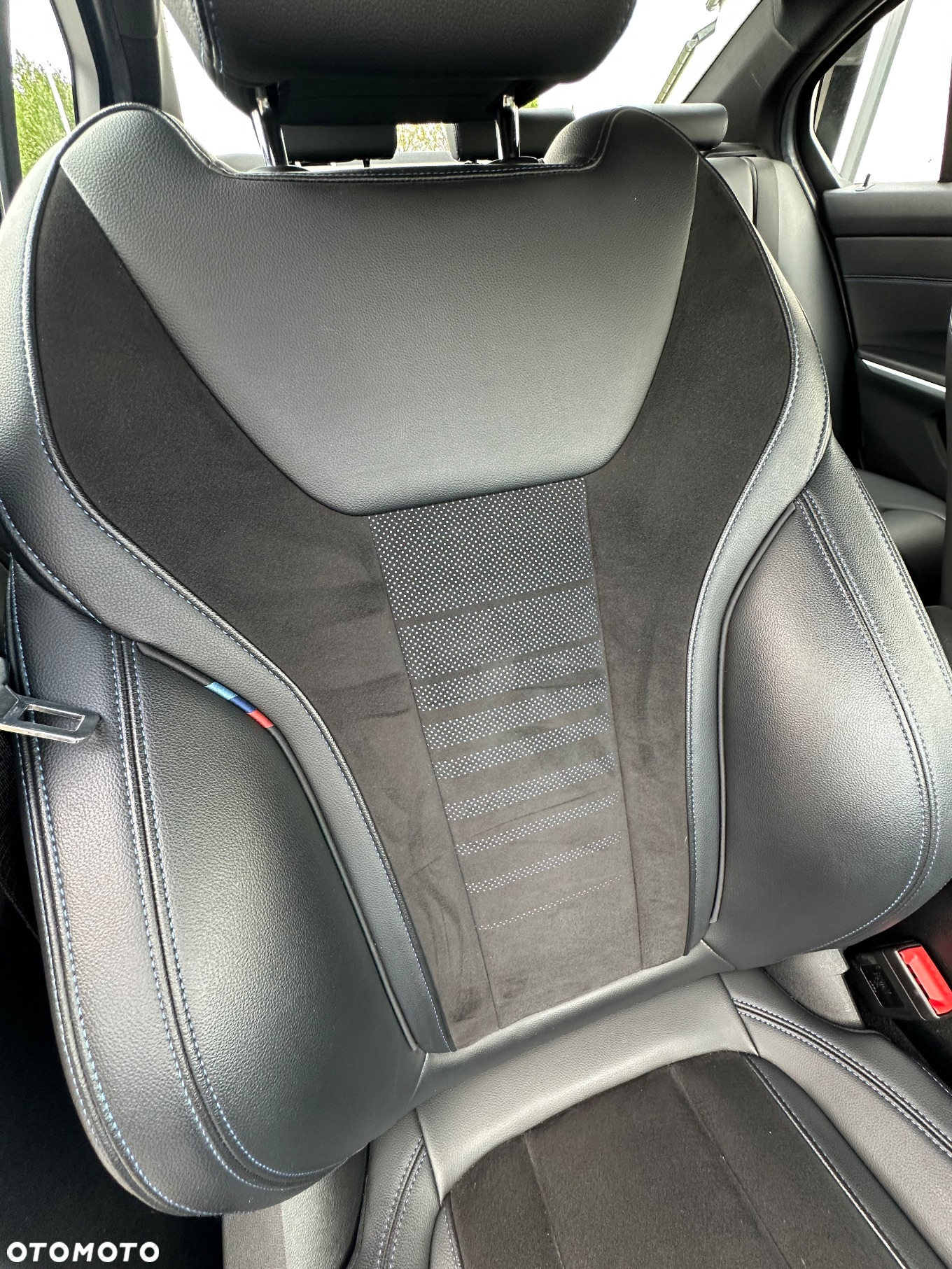 BMW Seria 3 318d - 23