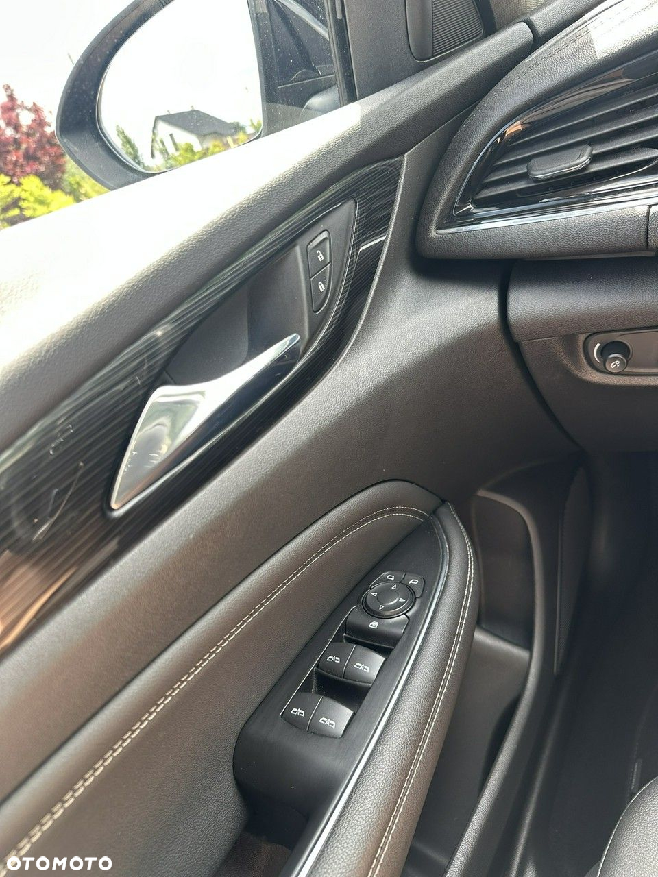 Opel Insignia - 28