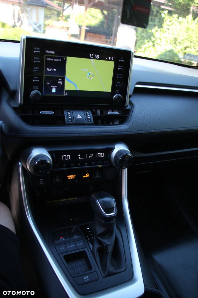 Toyota RAV4 Hybrid Selection 4x4 - 12