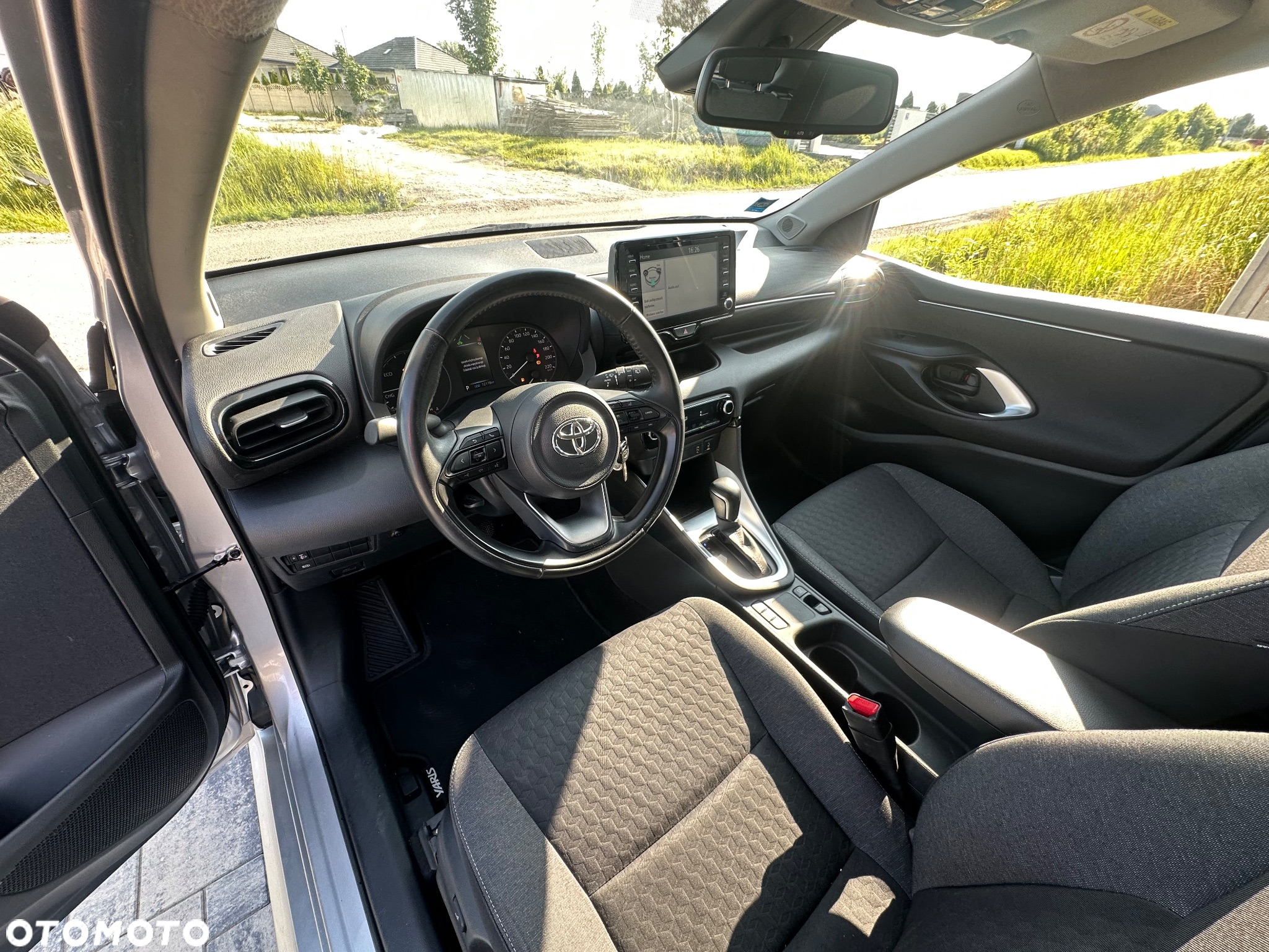 Toyota Yaris Hybrid 1.5 Comfort - 5