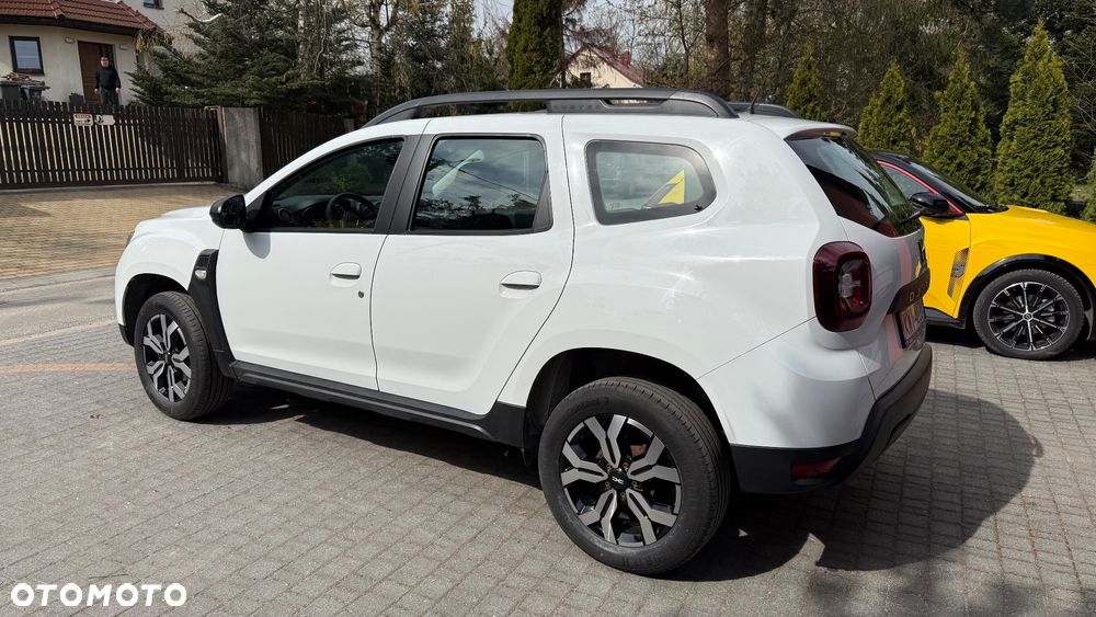 Dacia Duster 1.6 SCe Blackshadow 4x4 S&S - 9