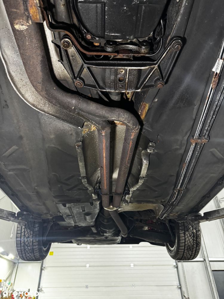 Mercedes-Benz Klasa E 420 - 29