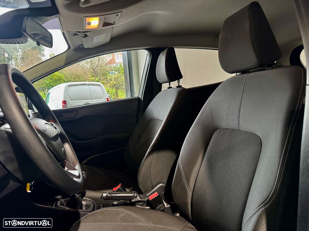 Ford Fiesta - 14