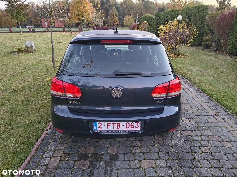 Volkswagen Golf 1.6 TDI BlueMotion Technology Cup - 25