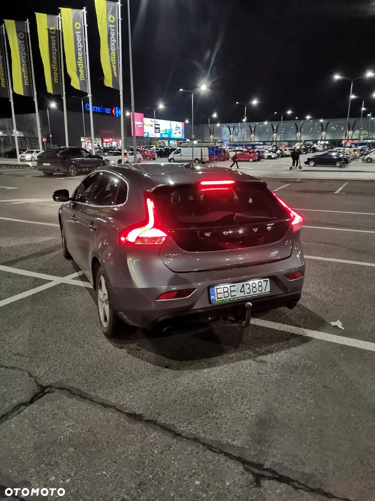 Volvo V40 D4 Drive-E Momentum - 21