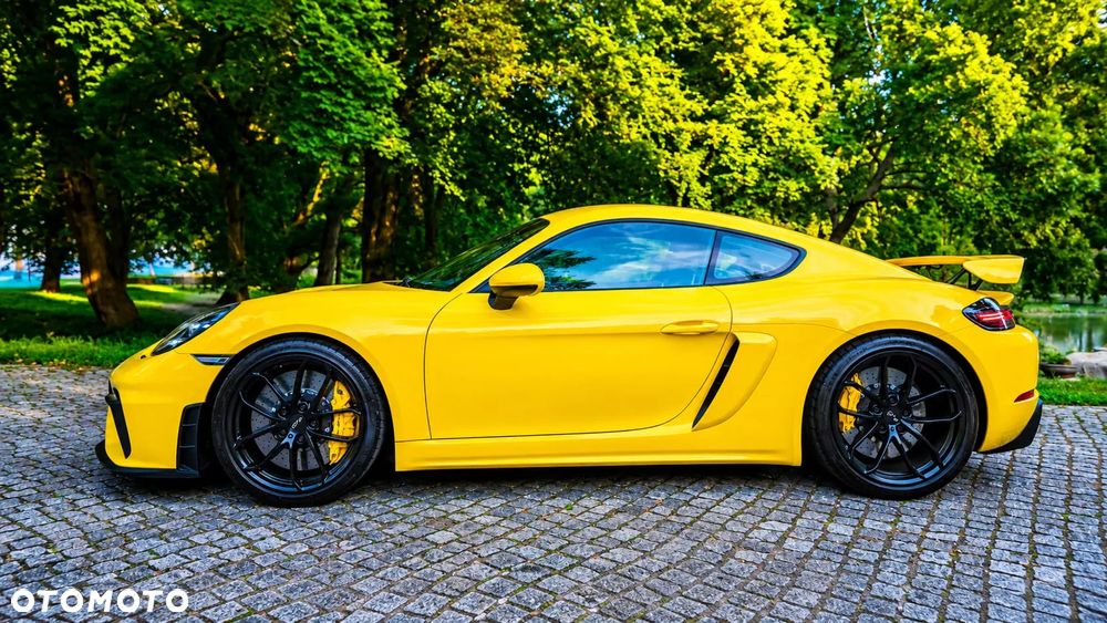 Porsche 718 Cayman - 2