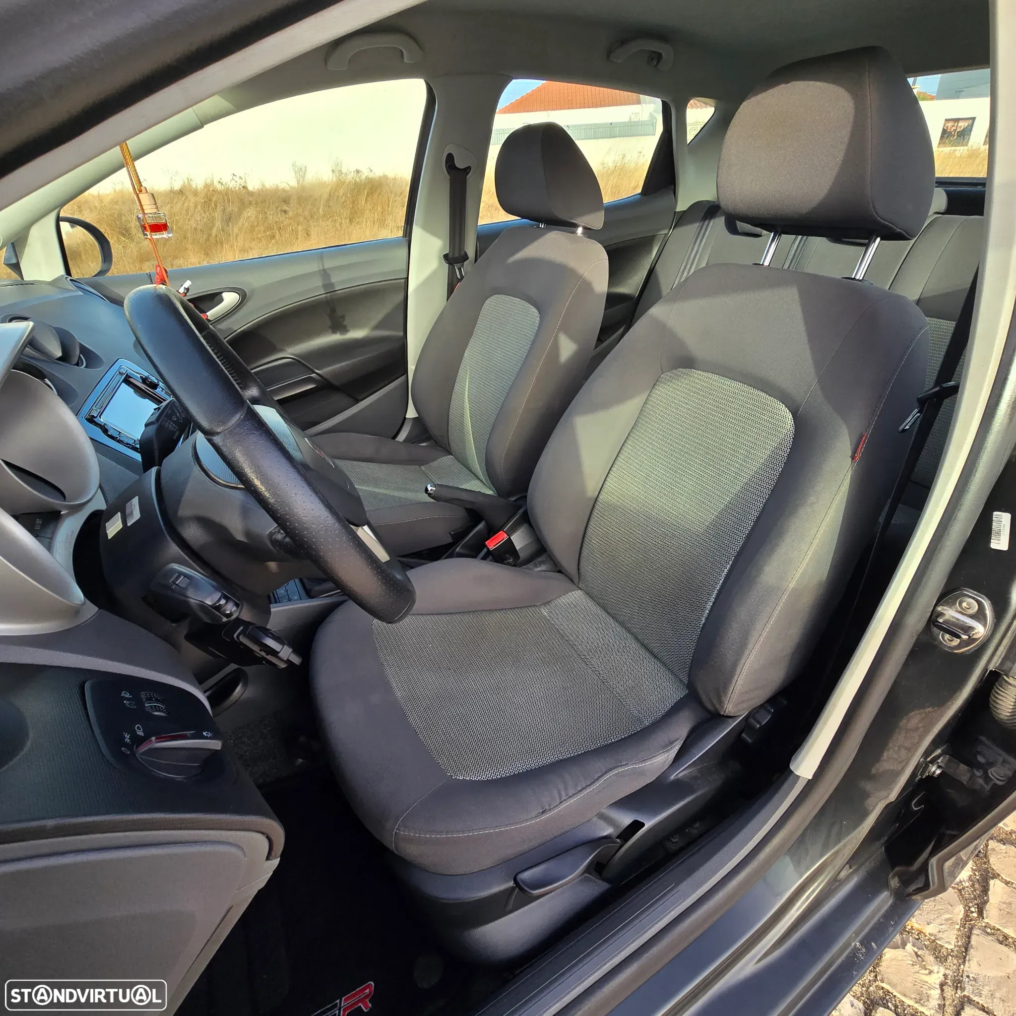 SEAT Ibiza 1.2 12V Reference - 9