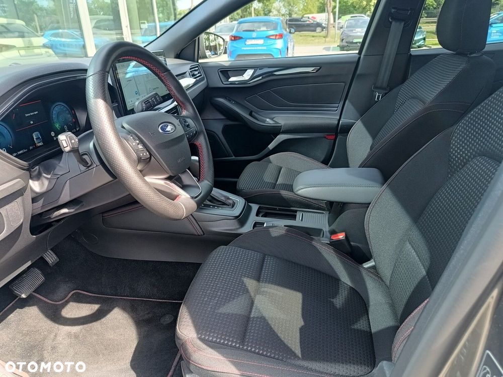 Ford Focus 1.0 EcoBoost mHEV ST-Line X - 16