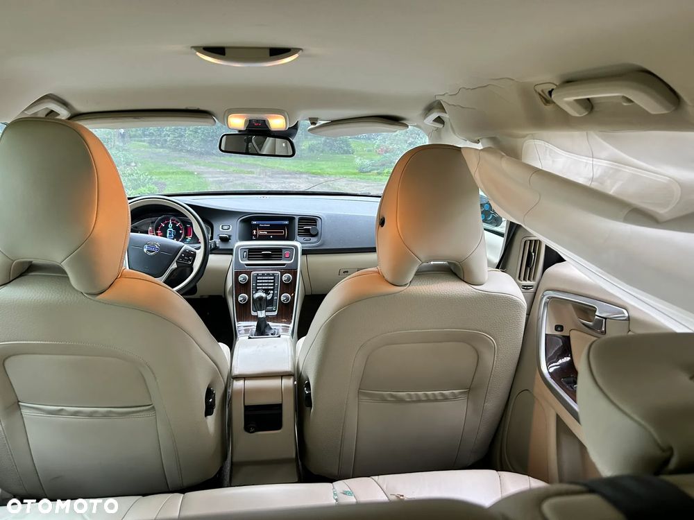 Volvo V60 - 4