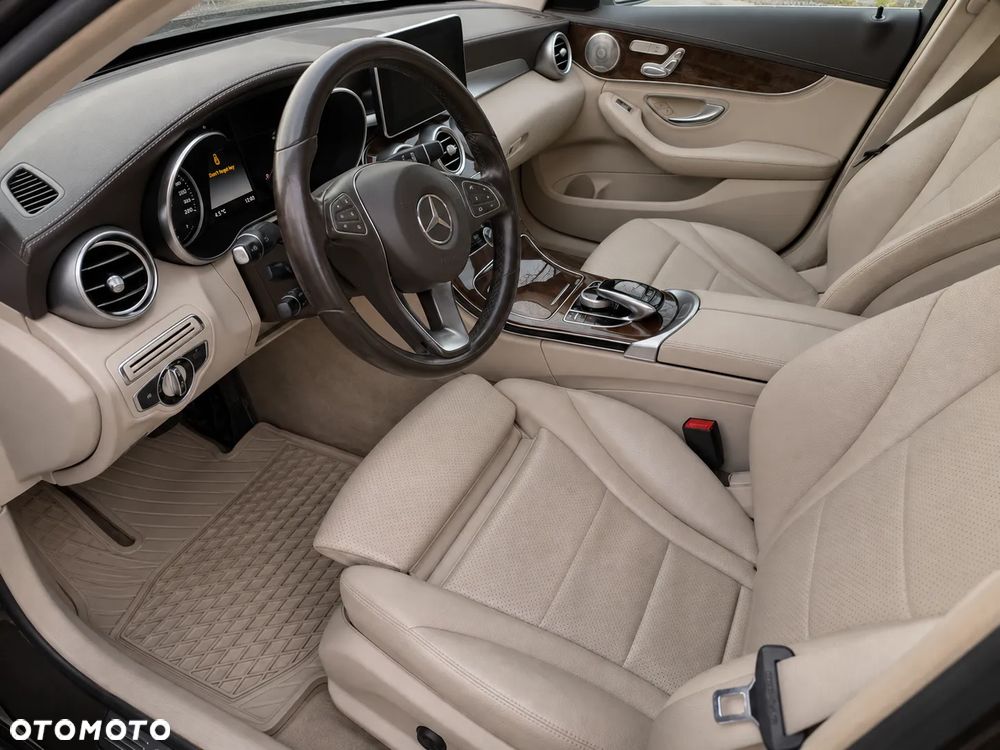 Mercedes-Benz Klasa C 300 7G-TRONIC Avantgarde - 10