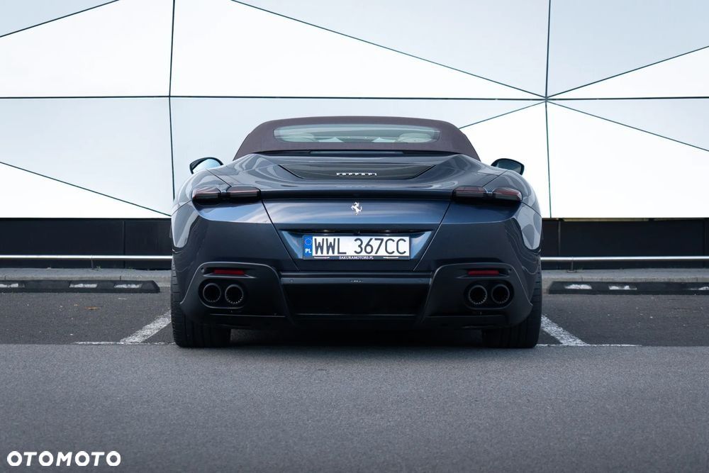 Ferrari Roma Spider 2025