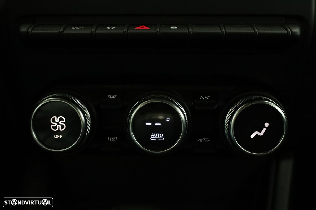 Renault Captur 1.0 TCe Techno Bi-Fuel - 13