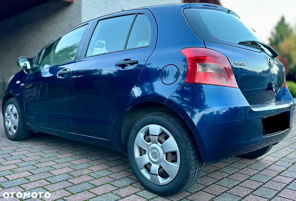 Toyota Yaris 2007 photo 4