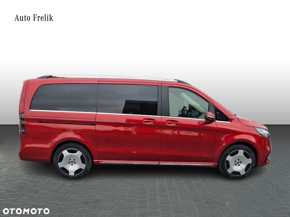 Mercedes-Benz Klasa V - 6