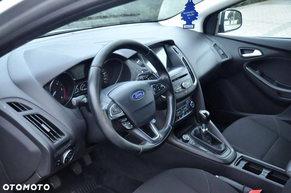 Ford Focus 1.5 TDCi DPF Start-Stopp-System Business - 21