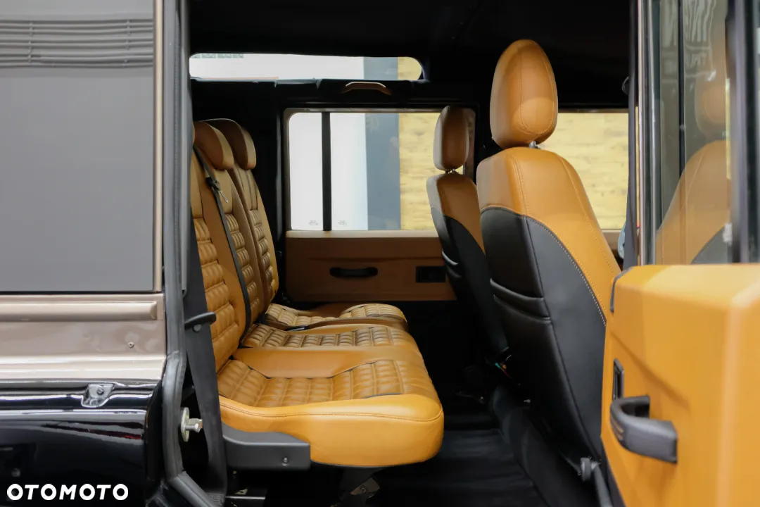 Land Rover Defender 110 2.2 TD4 SE - 17