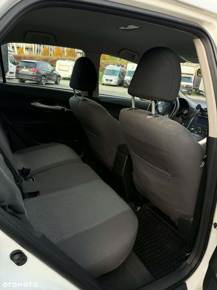 Toyota Auris 1.8 HSD Luna - 12
